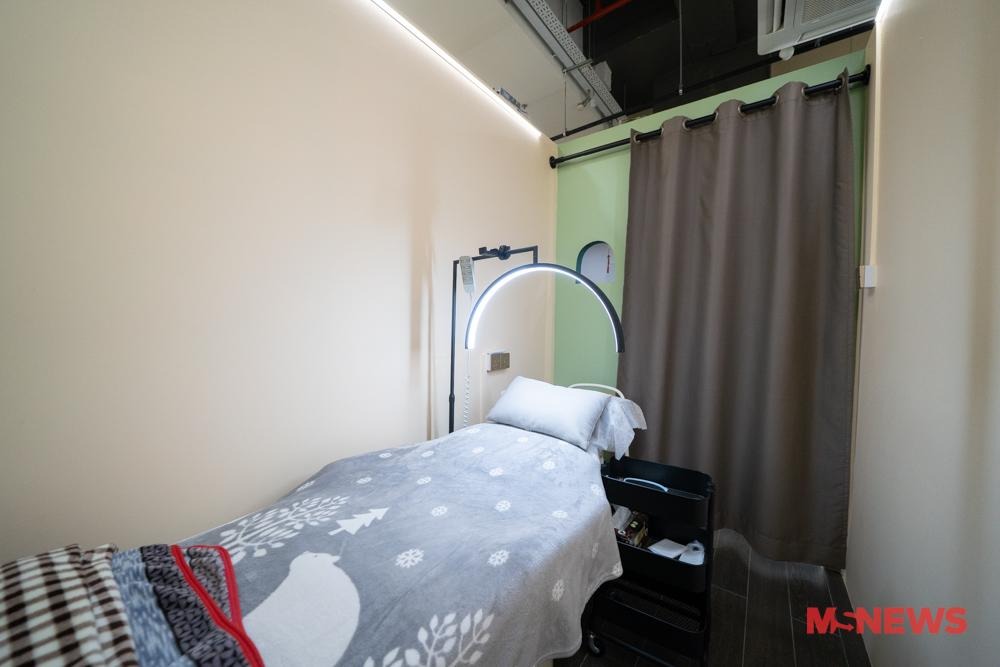 Inside a designated Jealash Lash Pod treatment space at Kovan