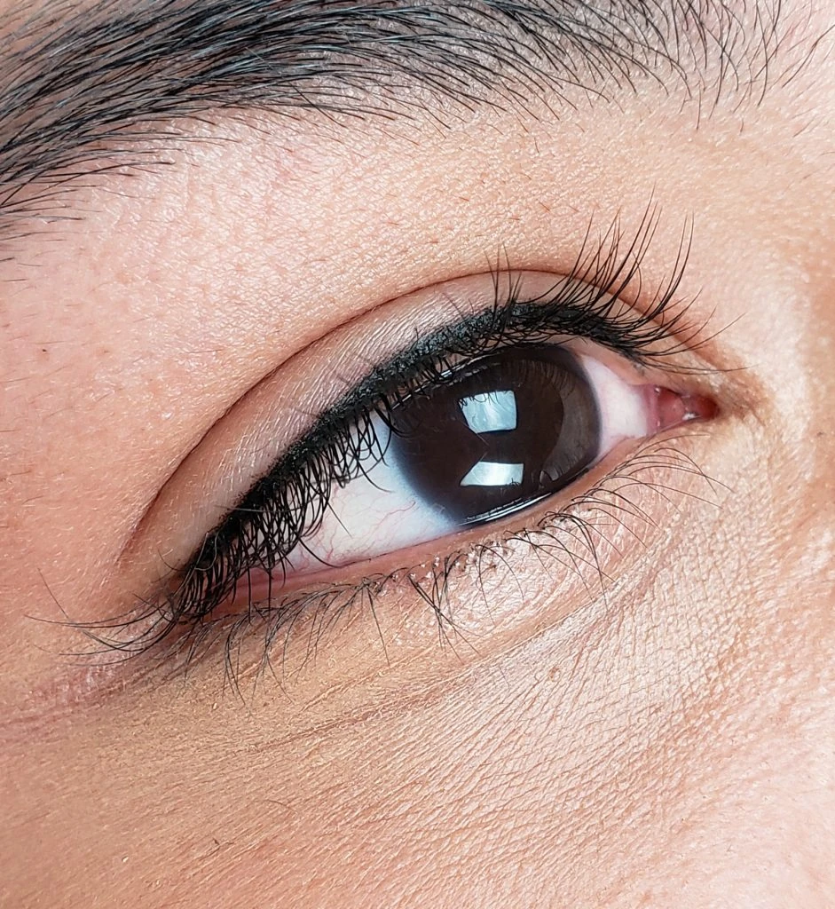 Defined eyeliner result close-up